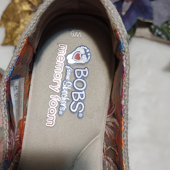 Skechers shoes for women size 9 - Picture 5 of 6